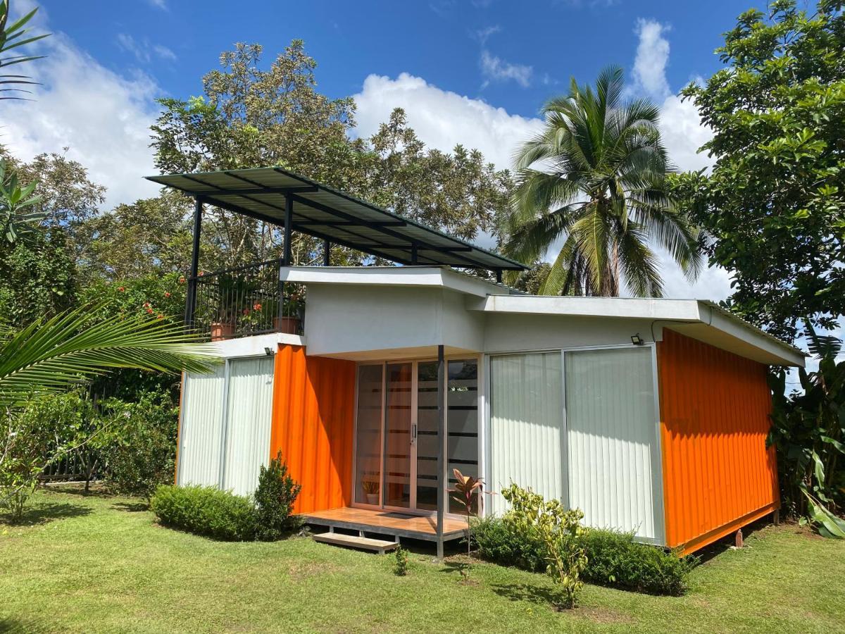 Toku House La Fortuna Exterior photo